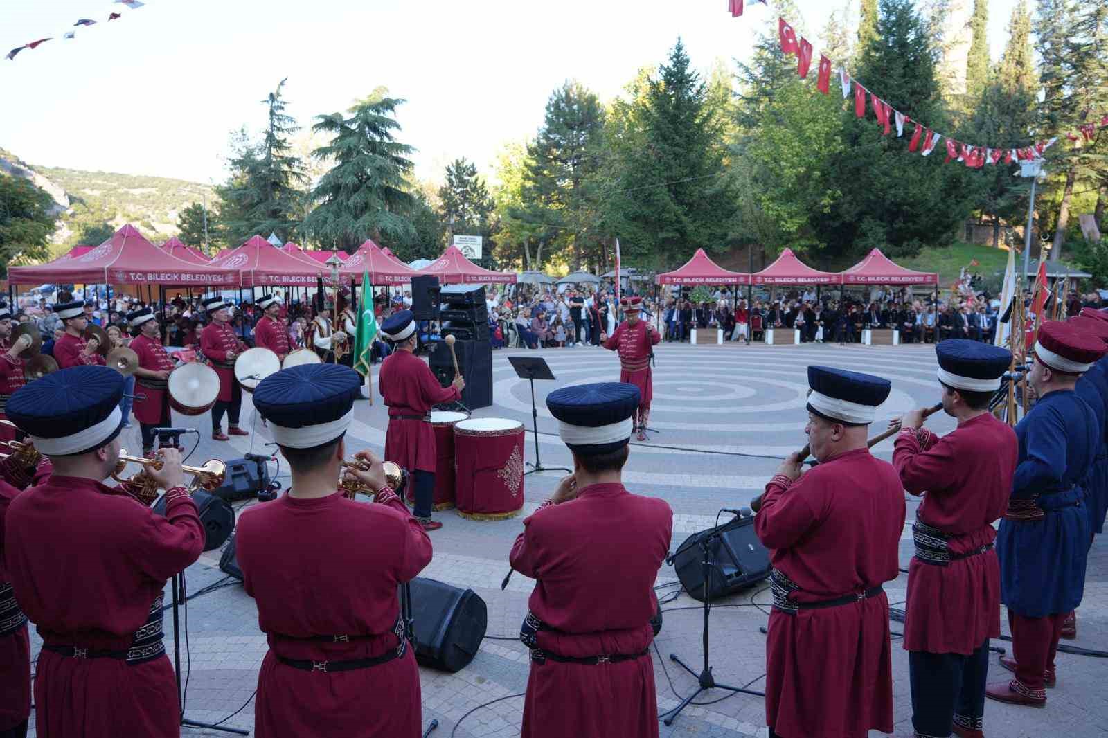 Yunanlılar tarafından 3 kez yakılan ’Yanık Şehir’ Bilecik kurtuluşu kutlandı