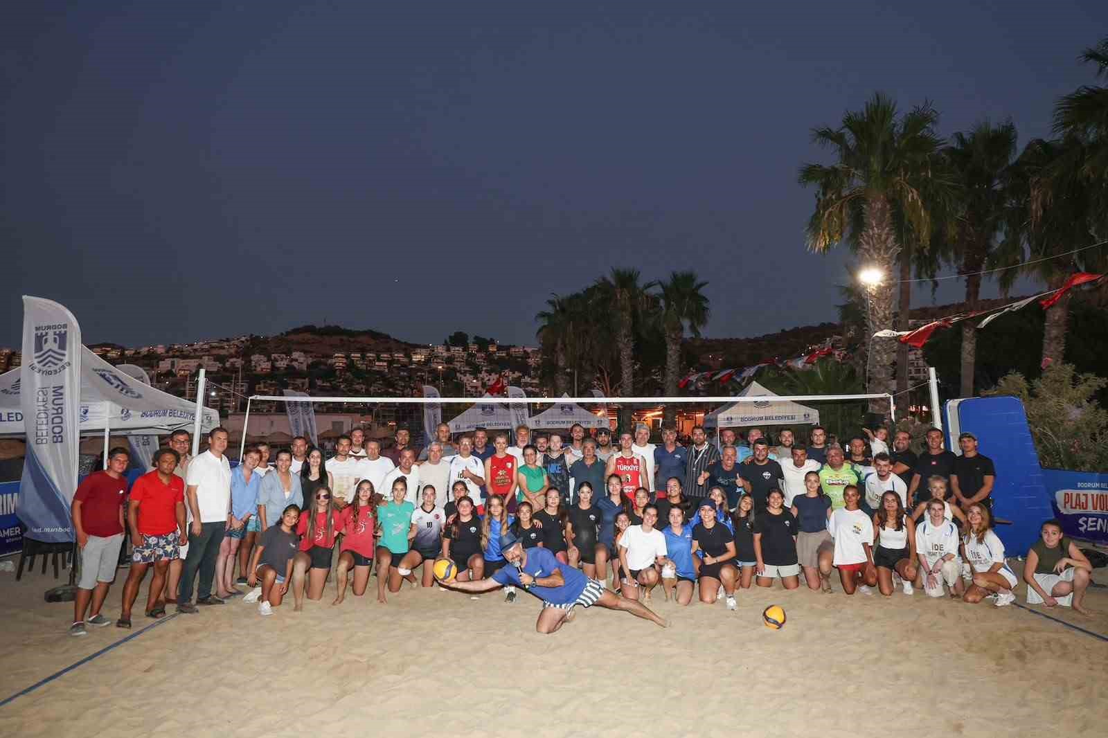 Plaj Voleybolu Şenliği Gündoğan’da tamamlandı