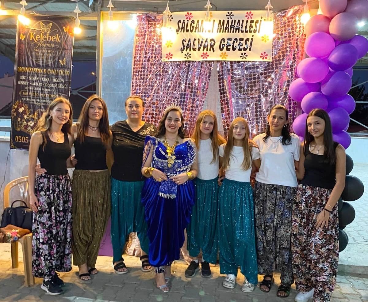 Hayrabolu’da kadınlar şalvarlarıyla kültürlerini yaşattı