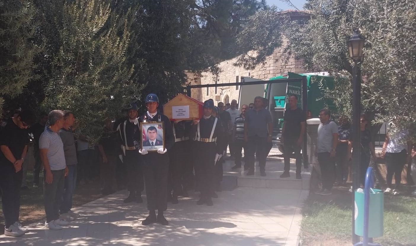 Derbide hayatını kaybeden Gazi Gerçek Yaşar, son yolculuğuna uğurlandı