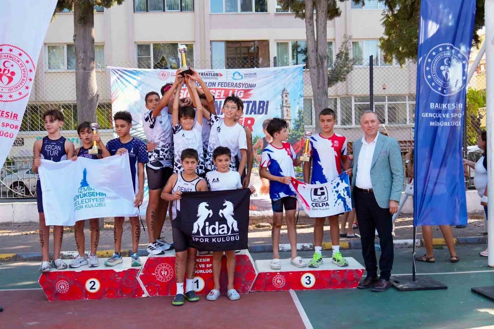 Balıkesir’in kurtuluşu çeşitli spor etkinlikleriyle kutlandı