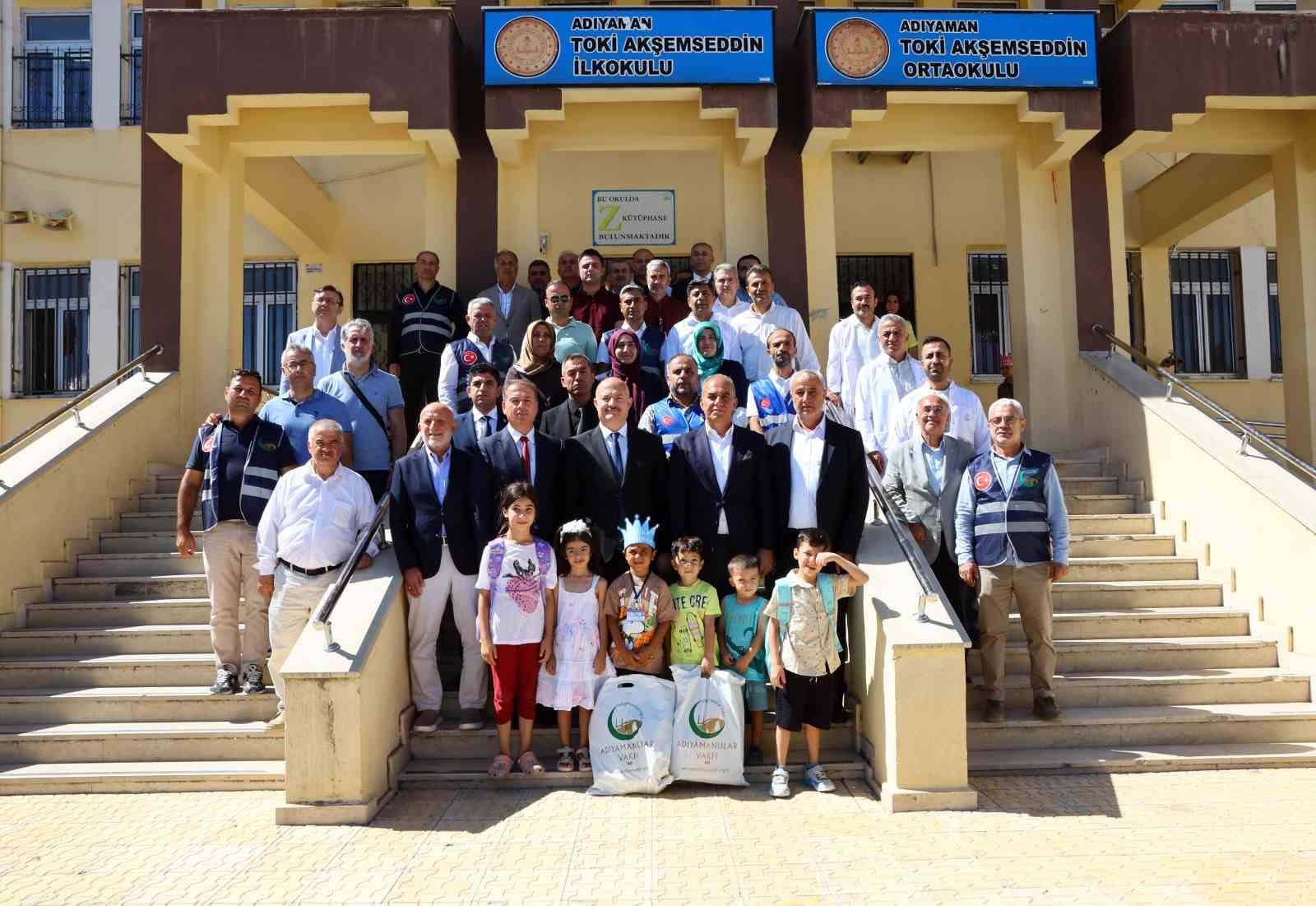 Adıyaman’da 5 bin öğrenciye kırtasiye desteği