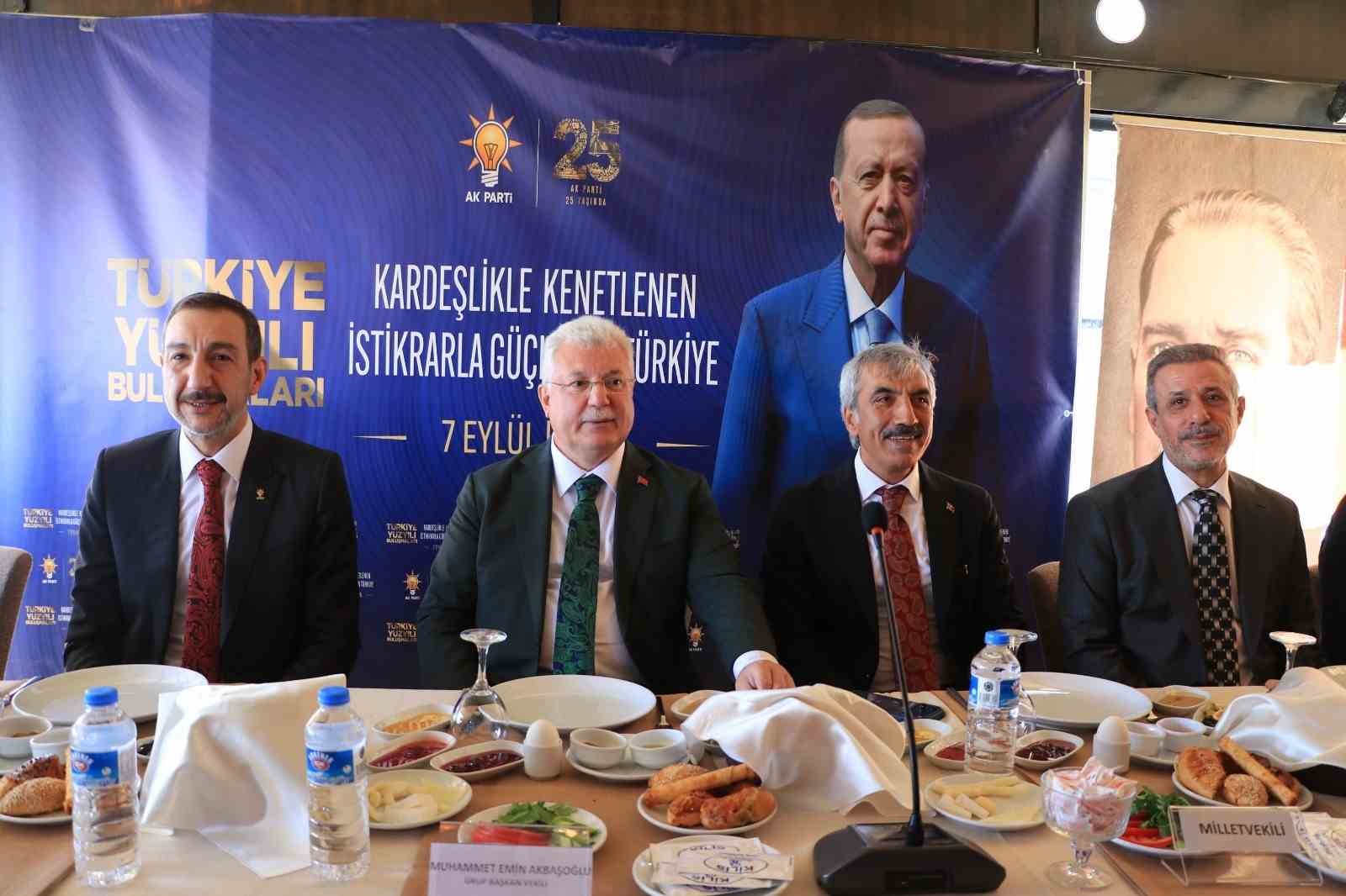 Akbaşoğlu Kilis’te Türkiye Yüzyılı Buluşmaları’nda konuştu