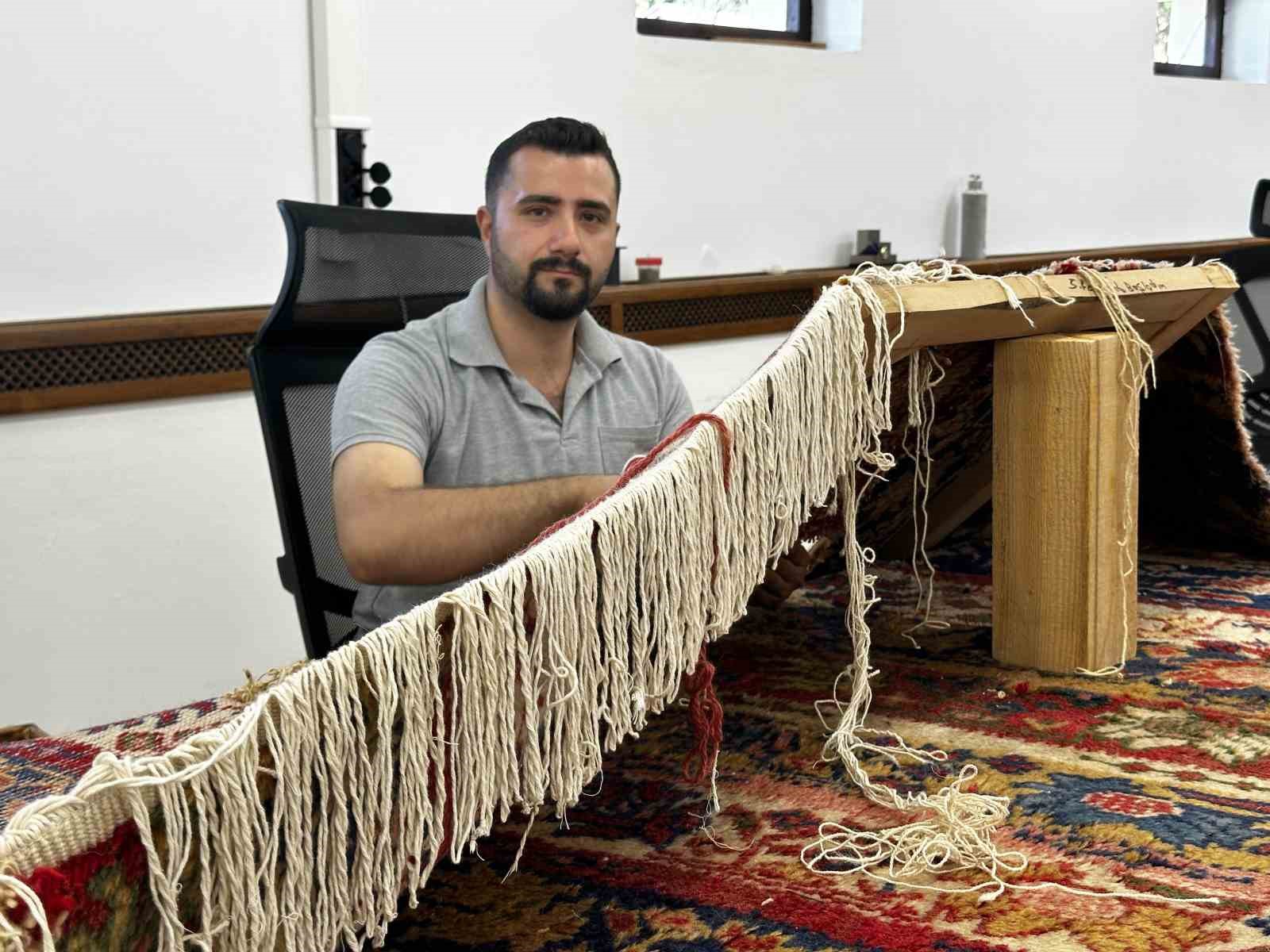 500 yıllık saray seccadeleri sergilenmeye hazırlanıyor