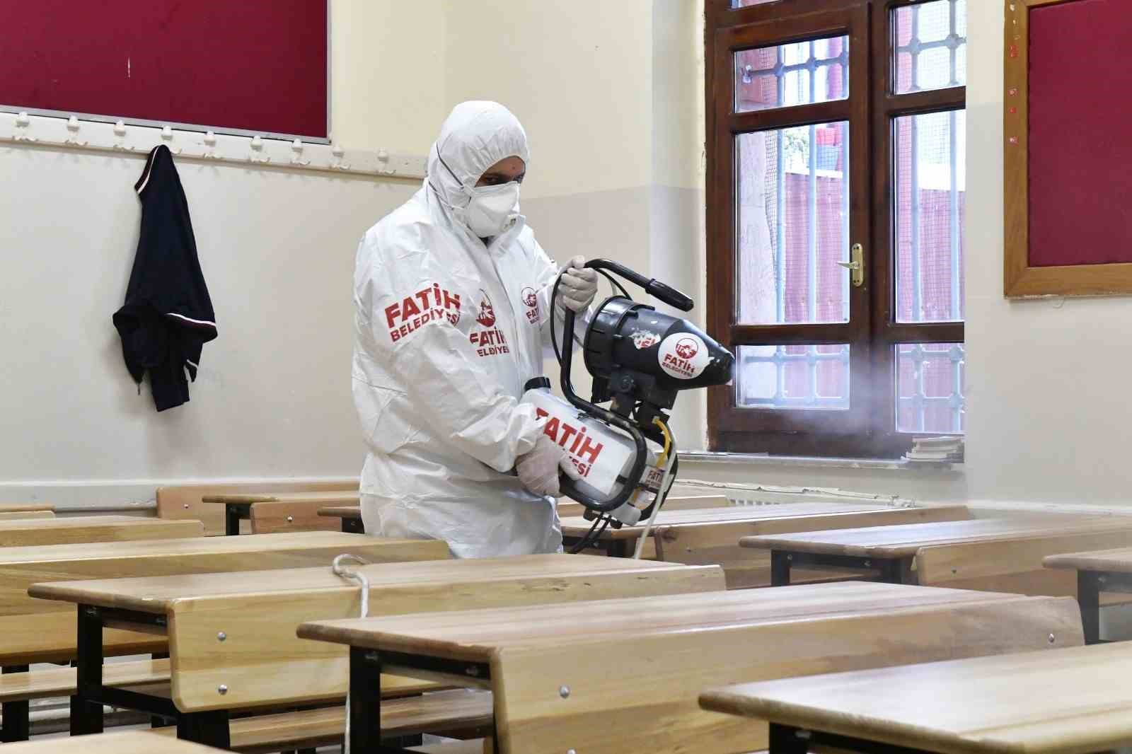 Fatih’te okullar yeni eğitim yılına hazırlanıyor