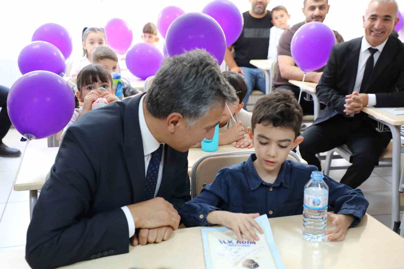 Ağrı’da öğrencilerin okul heyecanı uyum haftasıyla başladı