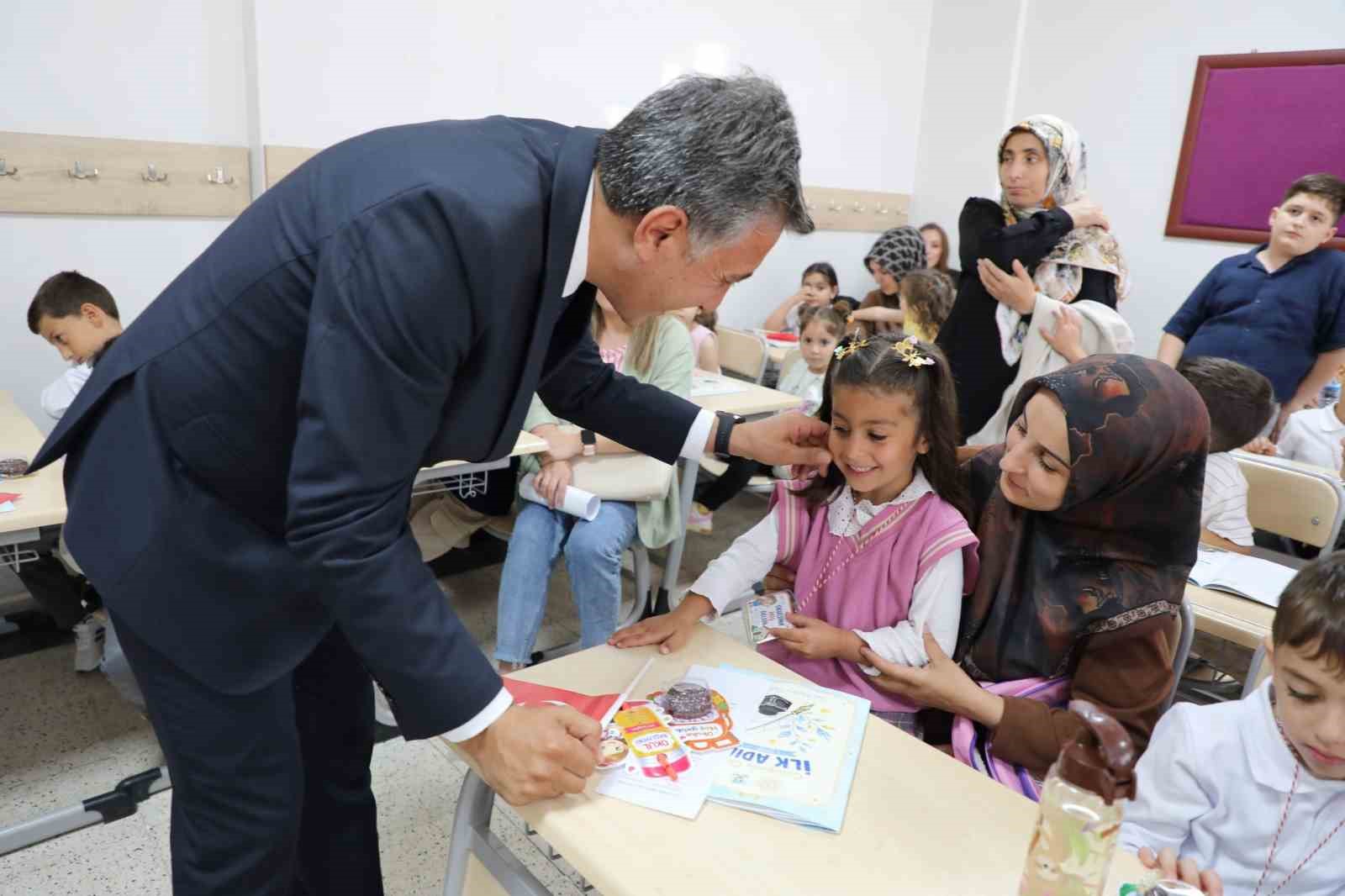 Ağrı’da öğrencilerin okul heyecanı uyum haftasıyla başladı