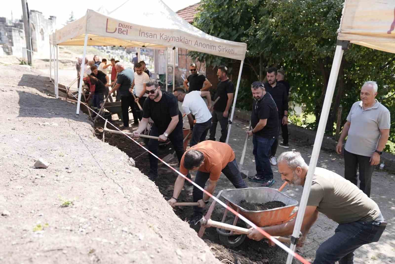 Destek Hizmetleri bu sefer tarihe el attı