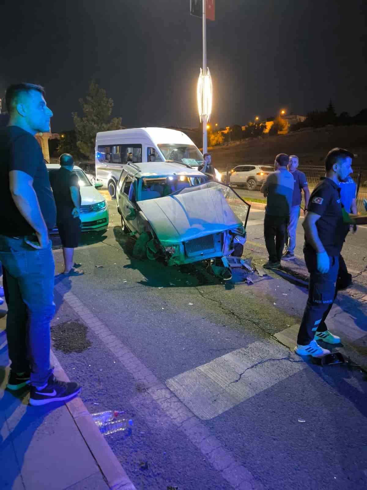 Siirt’te zincirleme kaza: 2 yaralı