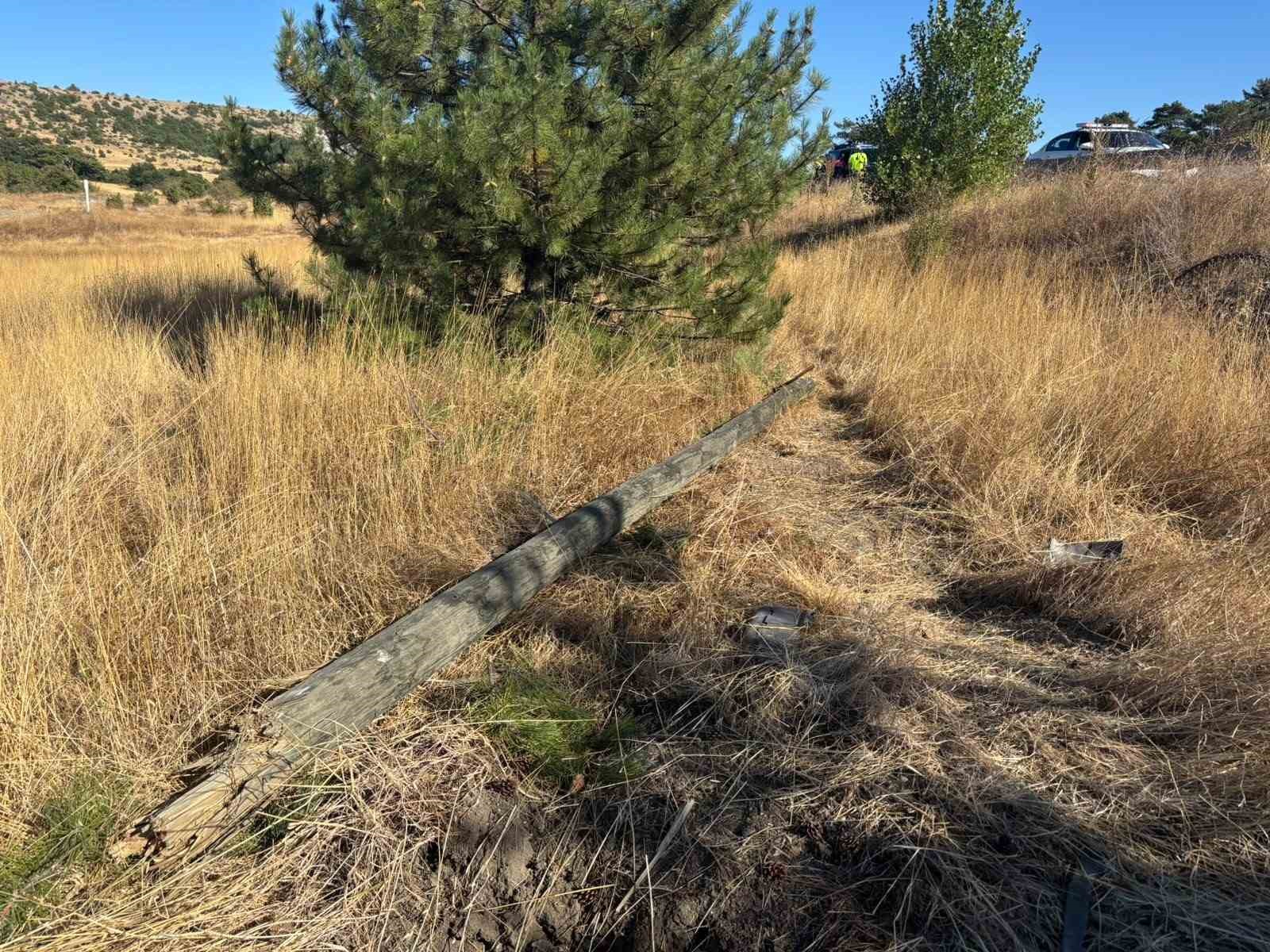 Tavşanlı’da trafik kazasında takla atan otomobilden yara almadan kurtuldu