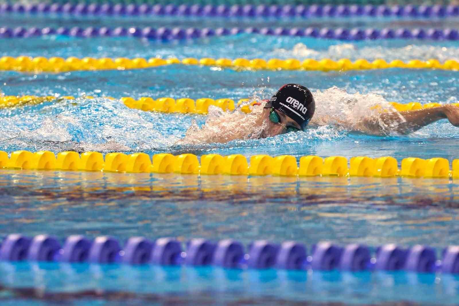 700’ü aşkın sporcu Kocaeli’de kulaç atıyor