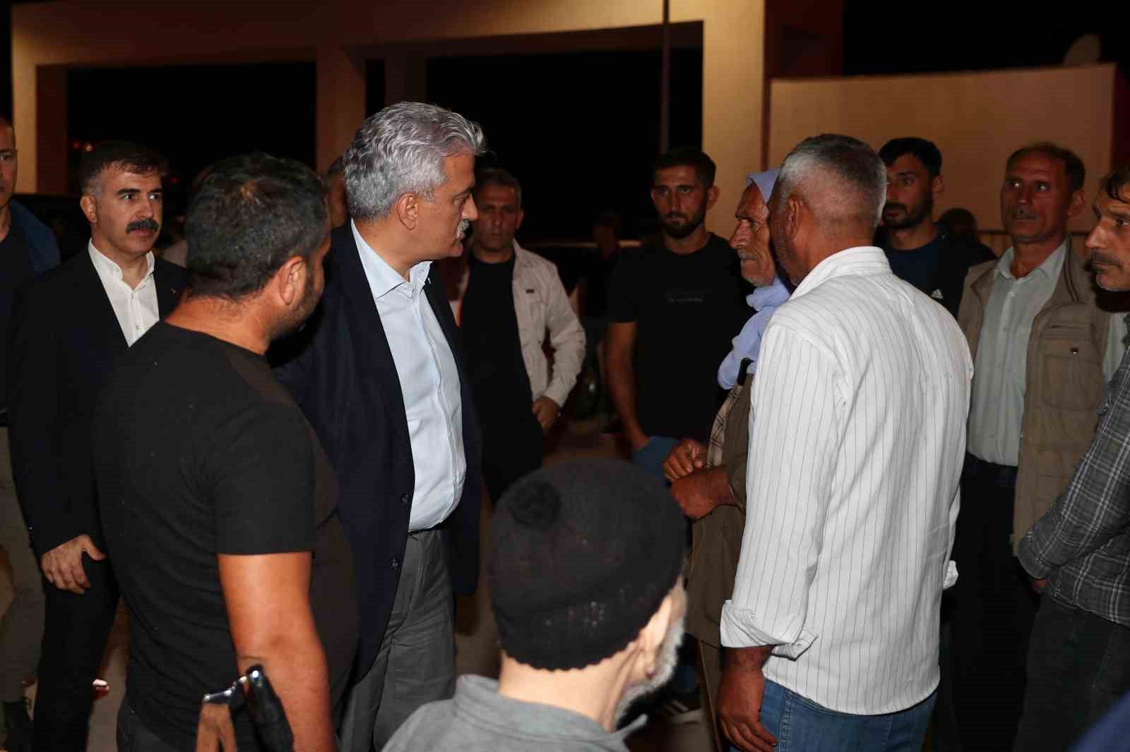 Akçakoca’daki kazada yaralananları Vali Makas ziyaret etti