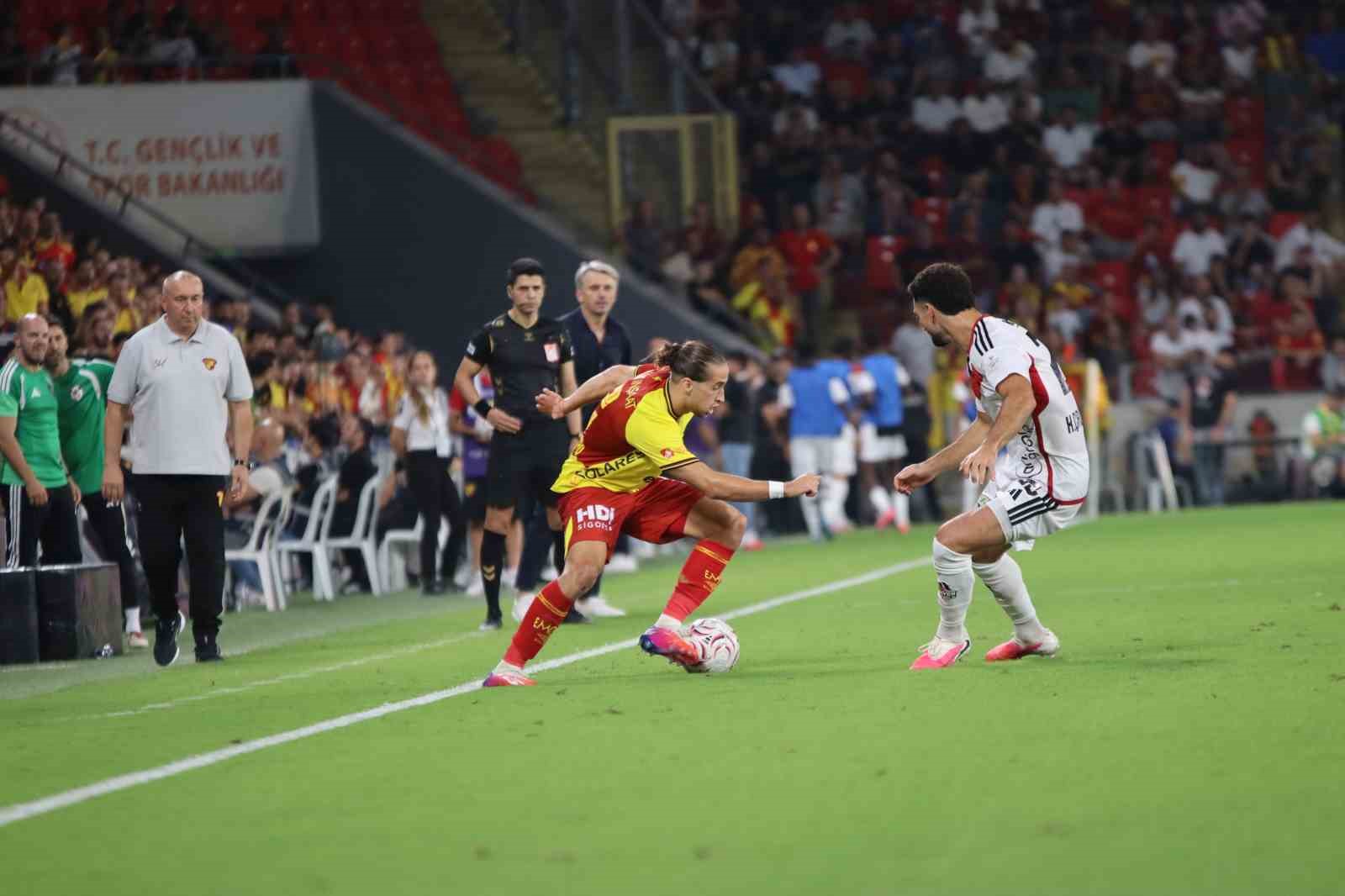 Trendyol Süper Lig: Göztepe: 2 - Gaziantep FK: 4 (Maç sonucu)