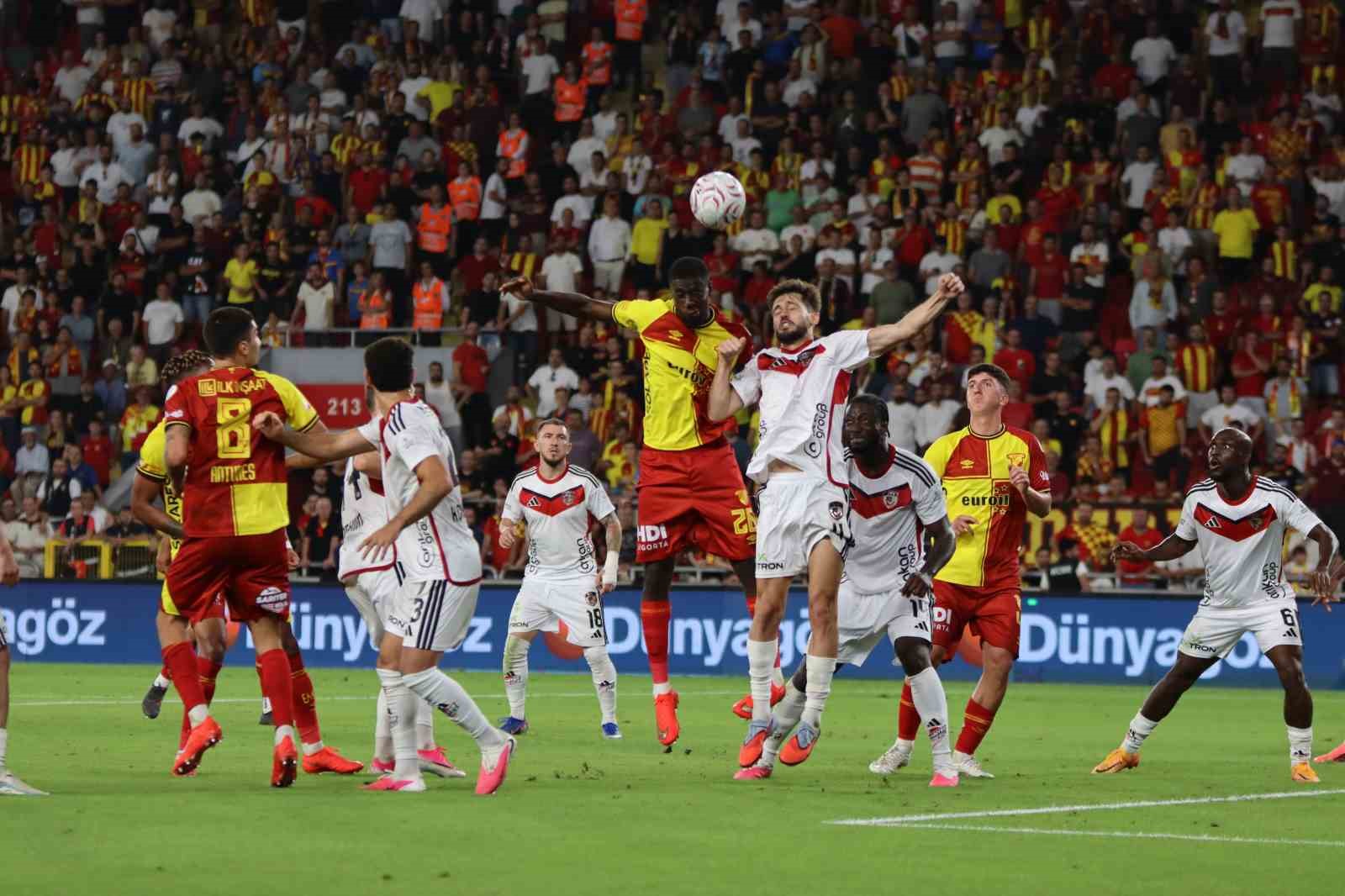 Trendyol Süper Lig: Göztepe: 2 - Gaziantep FK: 4 (Maç sonucu)