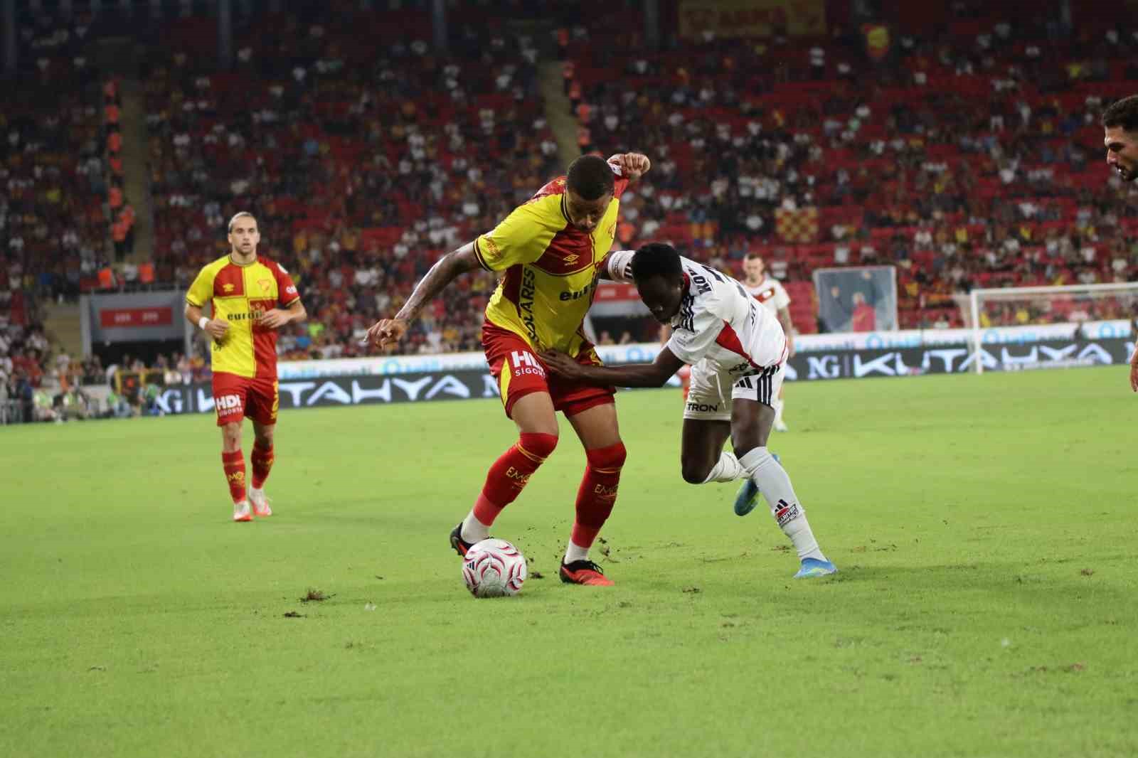 Trendyol Süper Lig: Göztepe: 2 - Gaziantep FK: 4 (Maç sonucu)