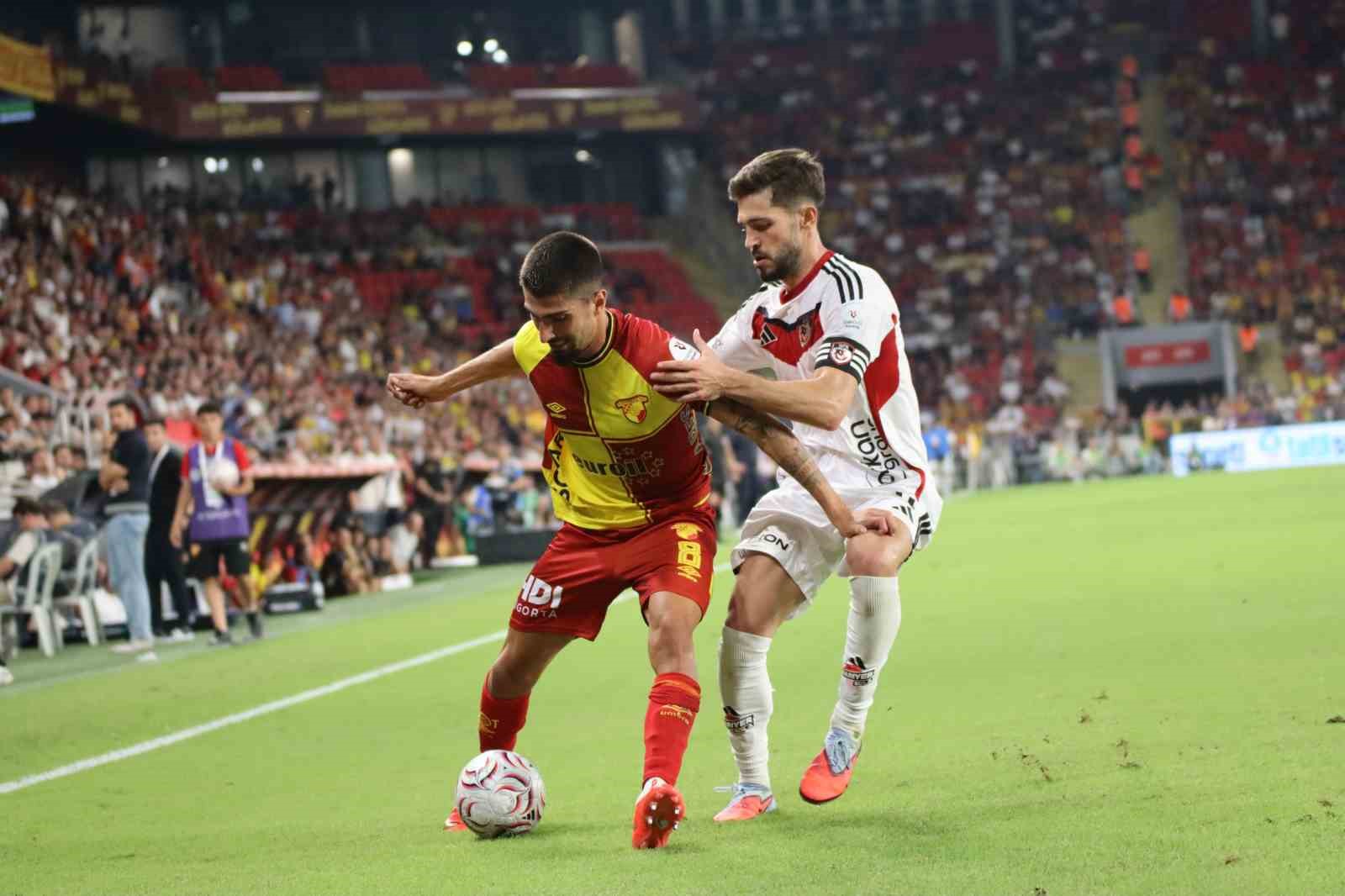 Trendyol Süper Lig: Göztepe: 2 - Gaziantep FK: 4 (Maç sonucu)