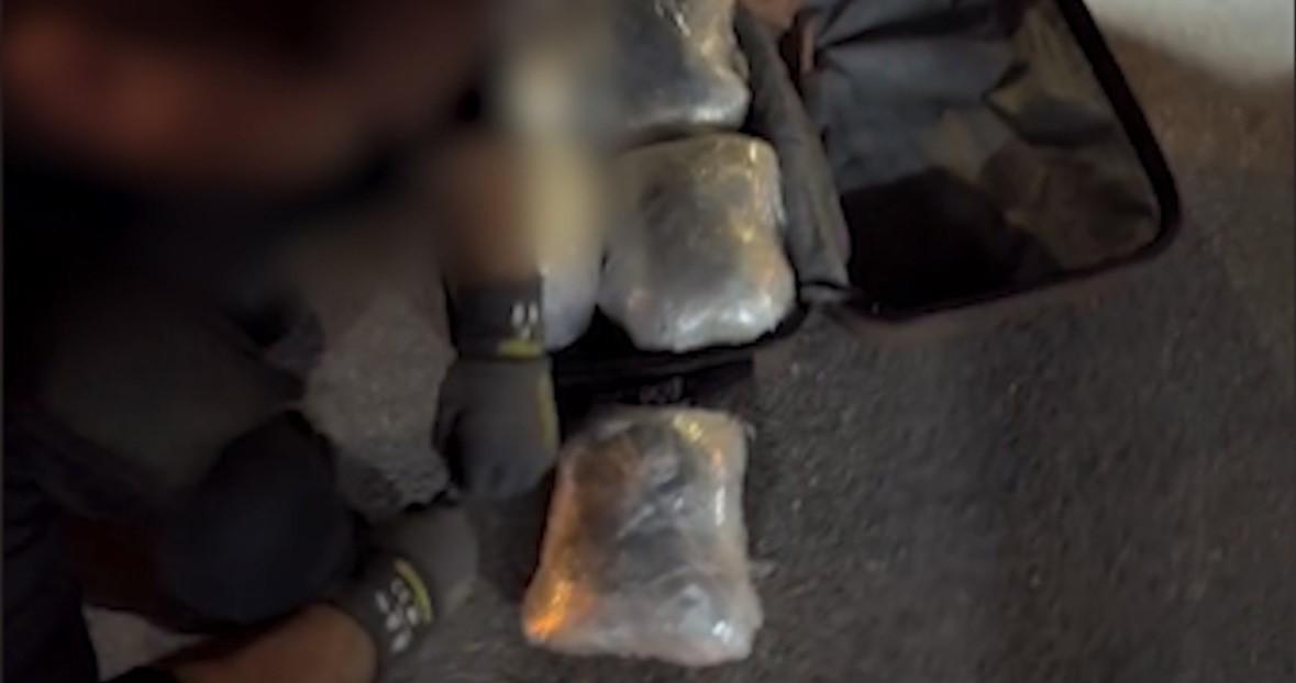 Kayseri’de yolcu otobüsü operasyonu: 3 kilo 420 gram uyuşturucuyla yakalanan 2 şüpheli tutuklandı