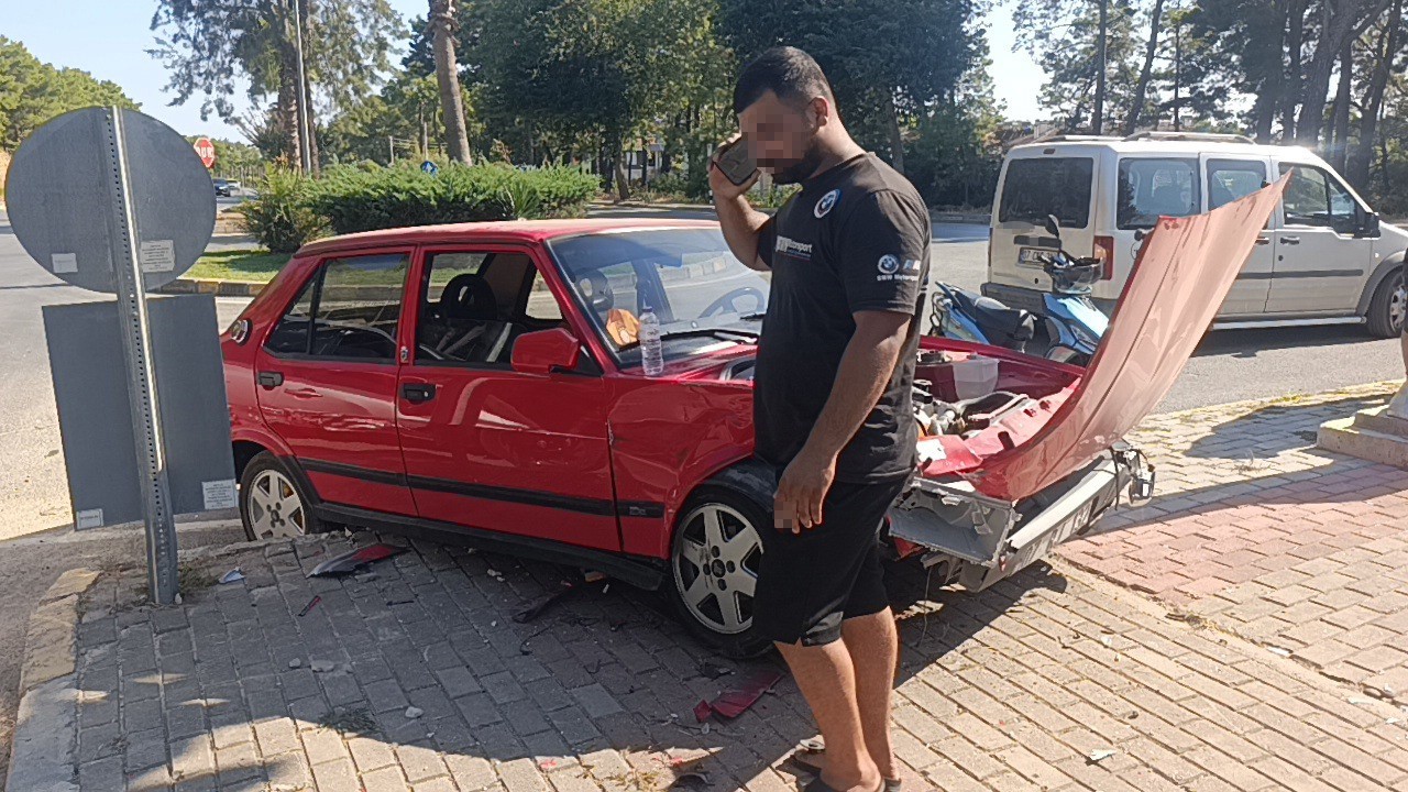 Hurdaya dönen araçtan burnu bile kanamadan çıktı