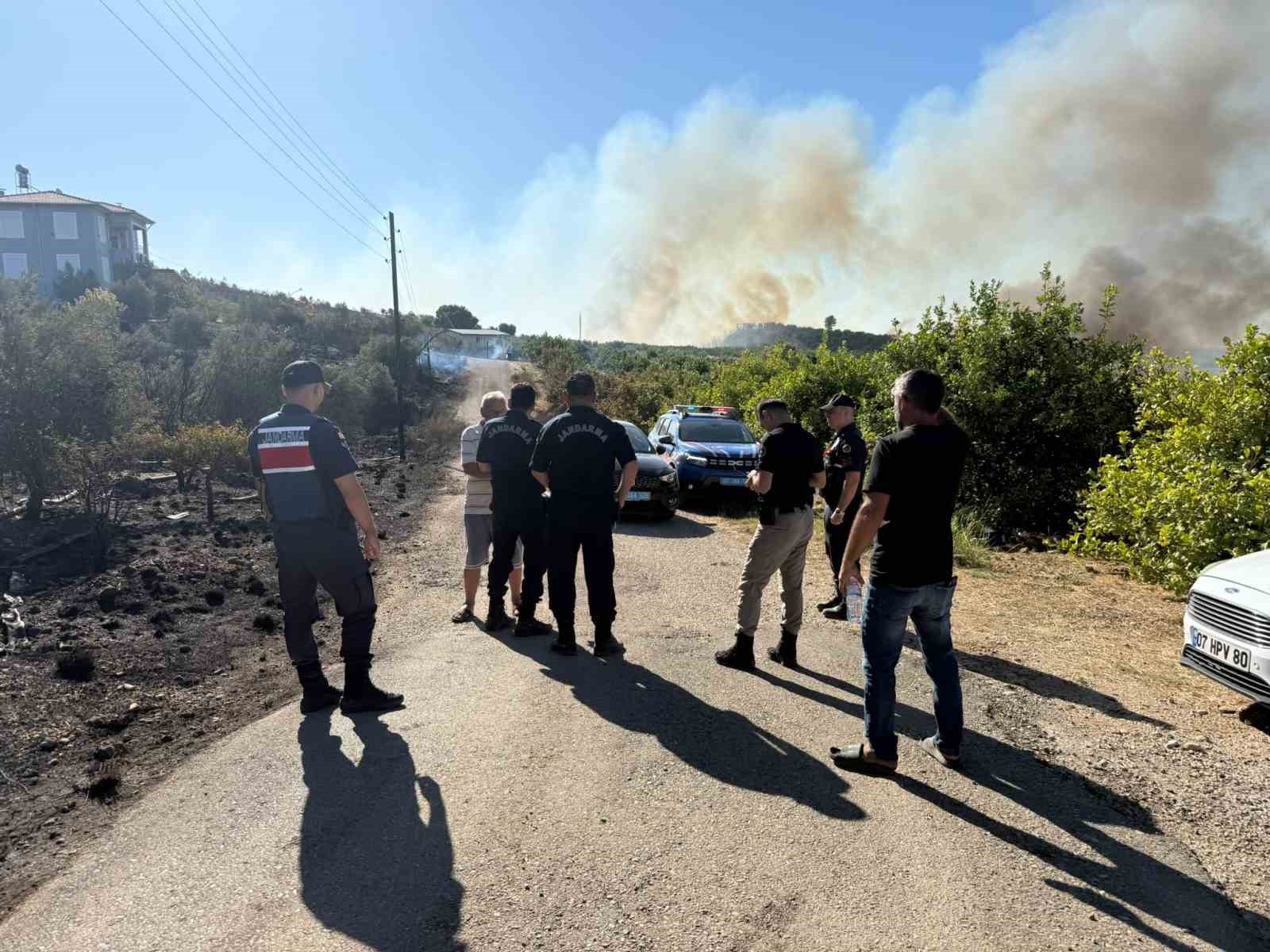 Serik’teki yangında engelli ablasını alevlerin arasından kurtardı, o anları anlattı