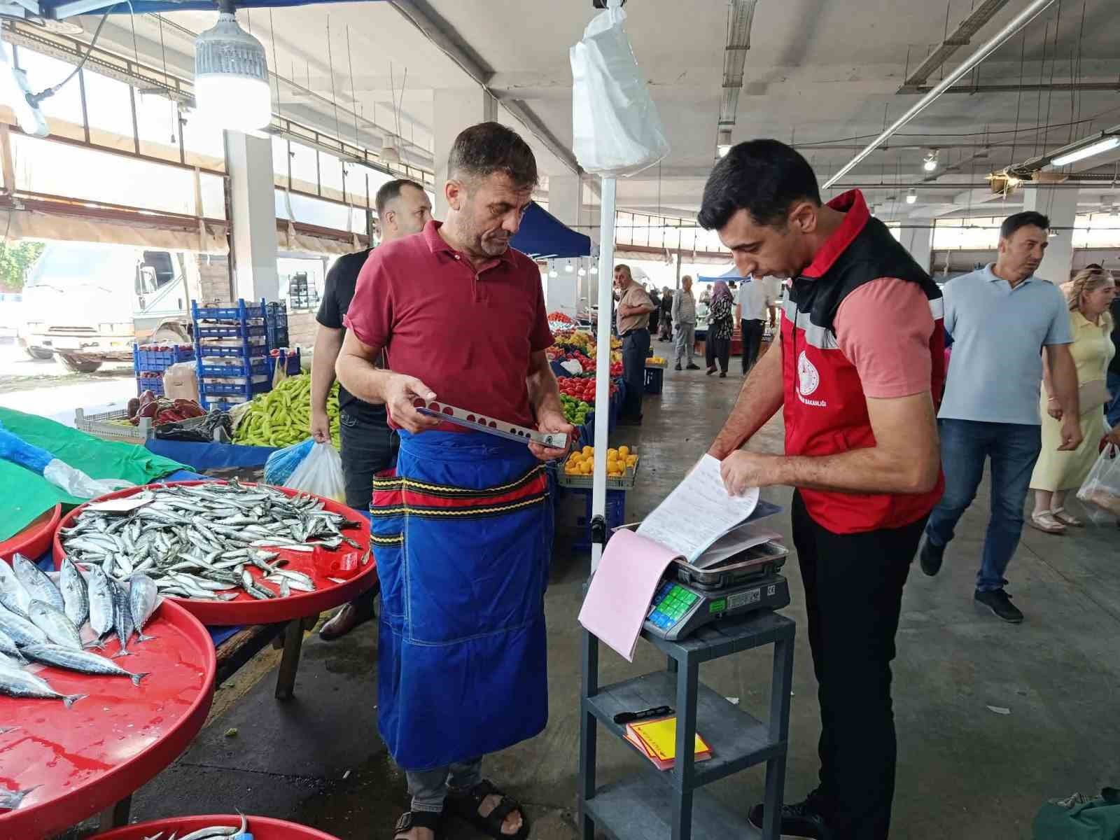 Hayrabolu’da balık tezgahlarında denetim