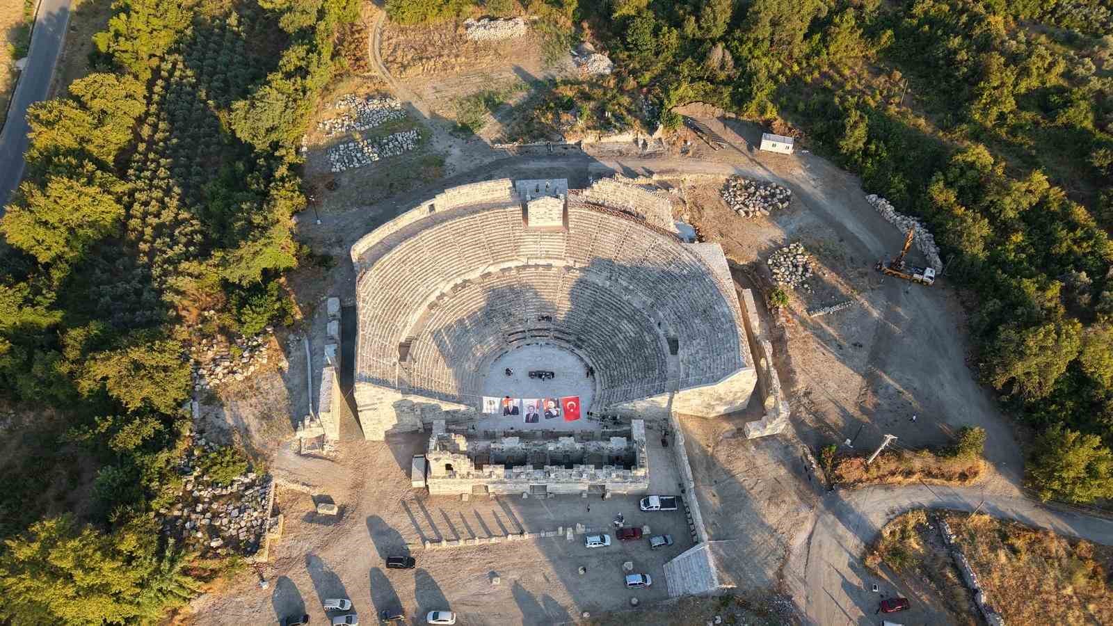Seydikemer Belediyesi Meclisi Tlos Antik Kenti’nde toplandı