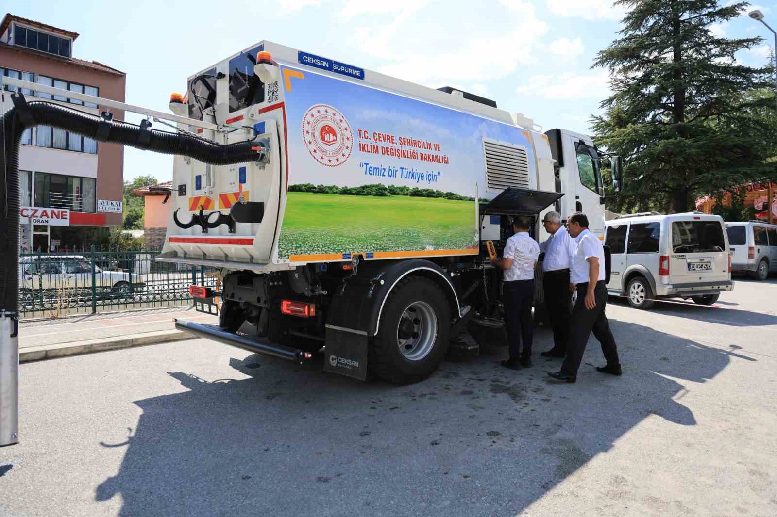 Çameli Belediyesinin araç filosu güçleniyor