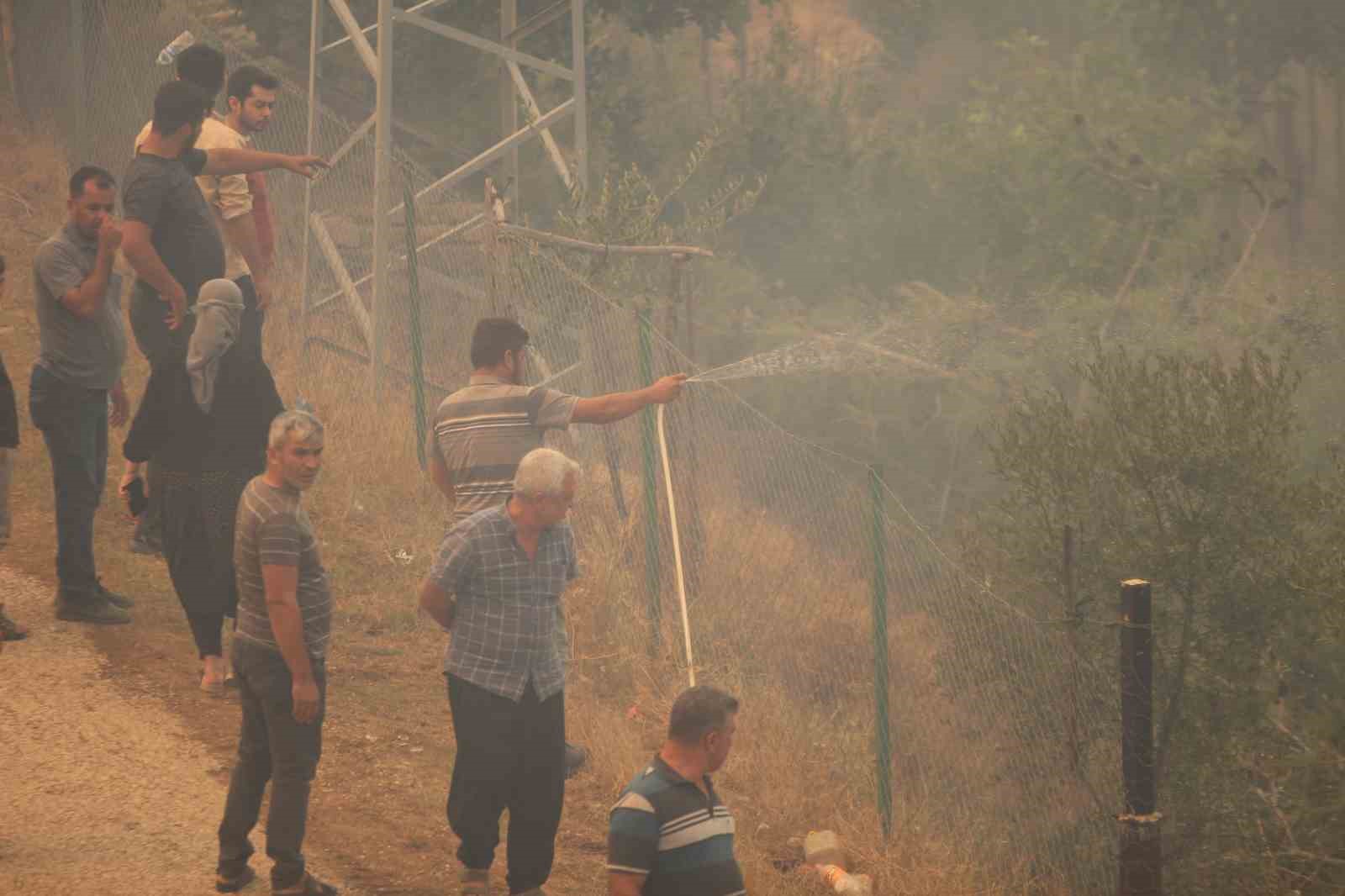 Kozan’da yangının tahribatı havadan görüntülendi