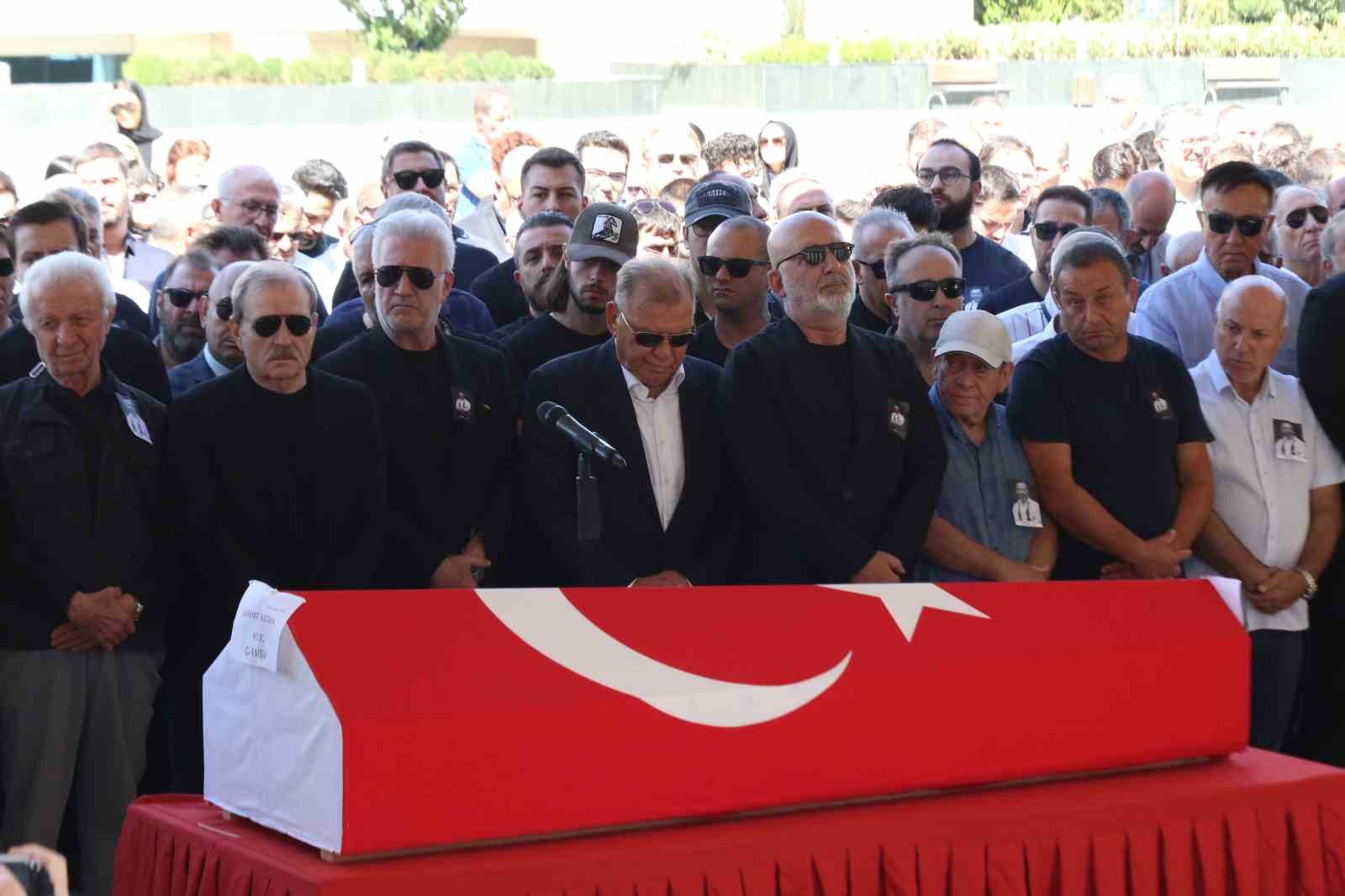 Serhat Kılıç son yolculuğuna uğurlandı