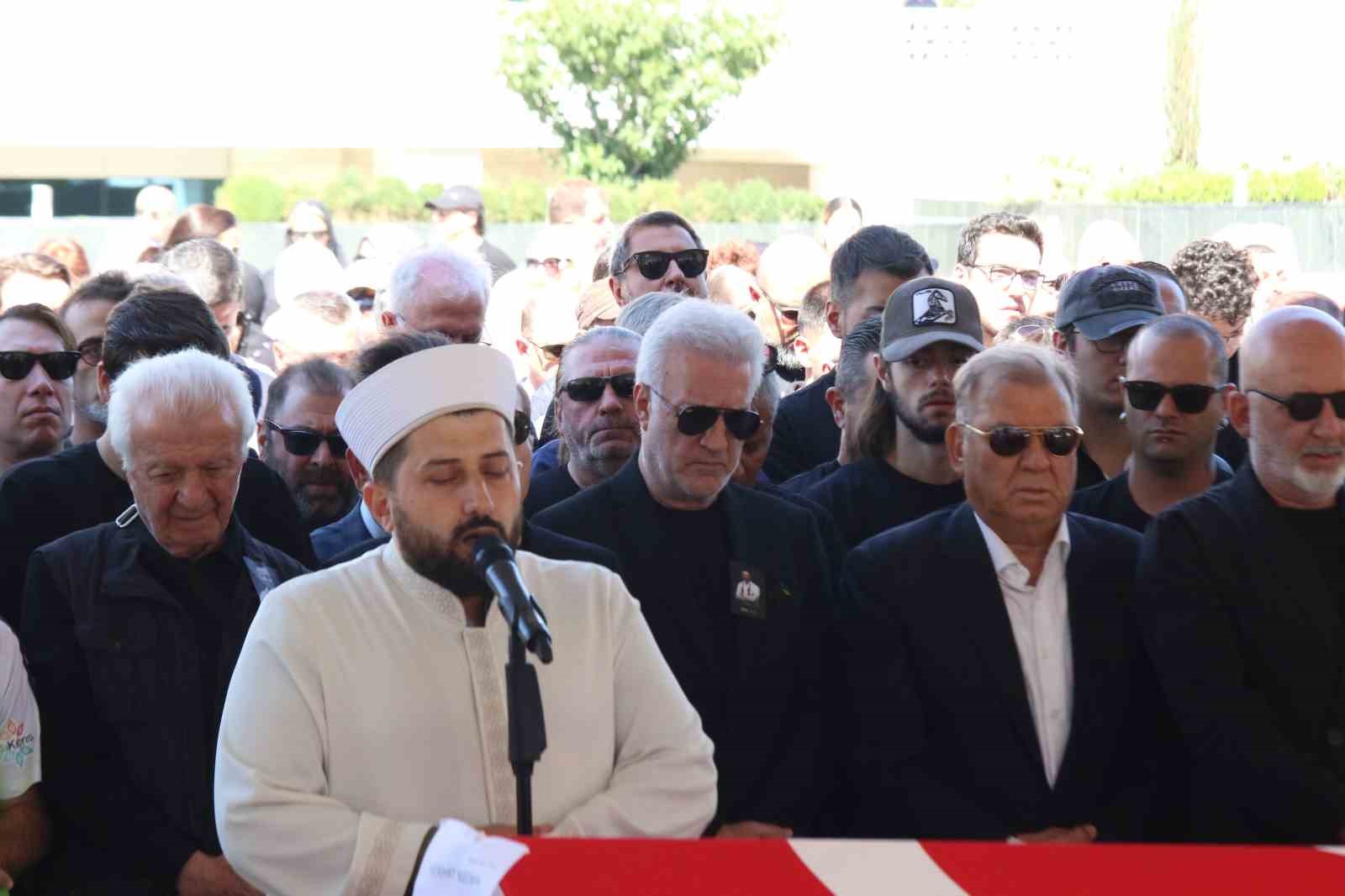 Serhat Kılıç son yolculuğuna uğurlandı