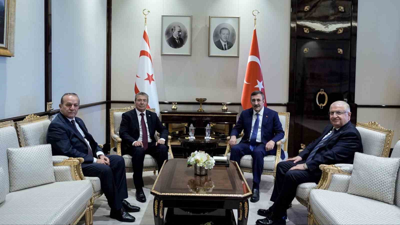 Cumhurbaşkanı Yardımcısı Yılmaz, KKTC Başbakanı Üstel ile görüştü