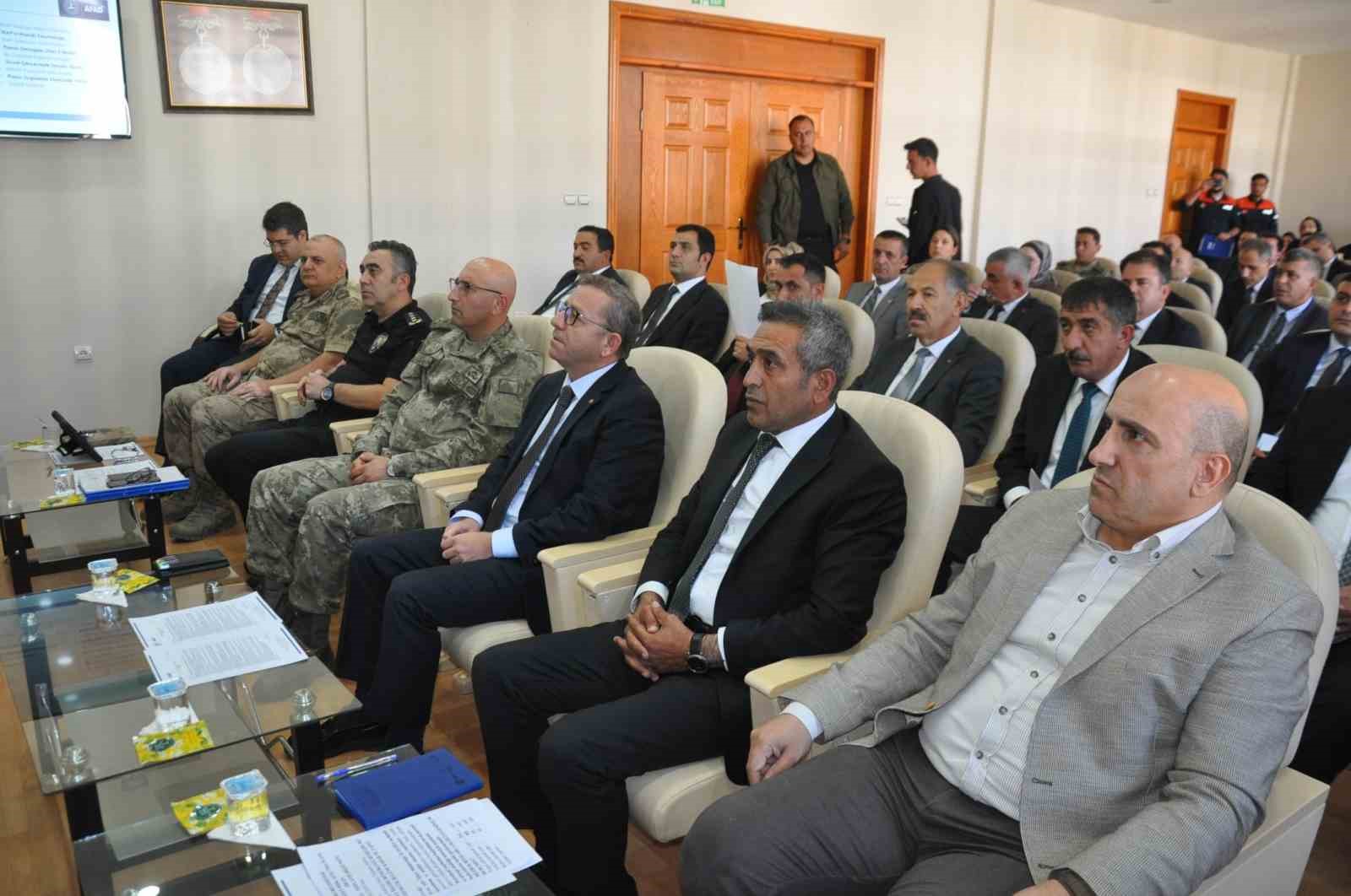 Kars’ta İRAP Toplantısı gerçekleştirildi: Afet risklerine karşı hazırlık masaya yatırıldı