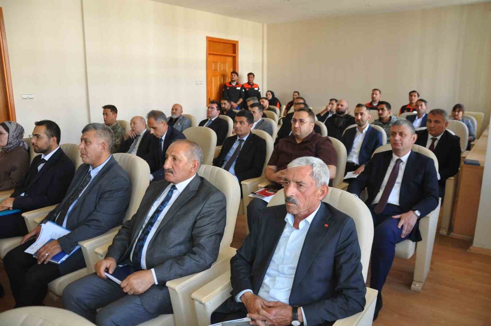 Kars’ta İRAP Toplantısı gerçekleştirildi: Afet risklerine karşı hazırlık masaya yatırıldı
