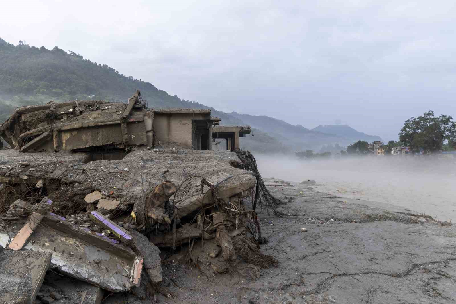 Nepal’deki sel felaketinde ölü sayısı bin 357’ye yükseldi