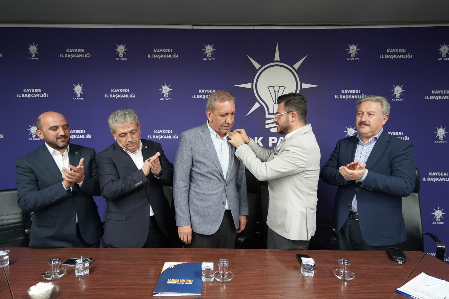 CHP’li Meclis Üyesi Ağca, AK Parti’ye katıldı