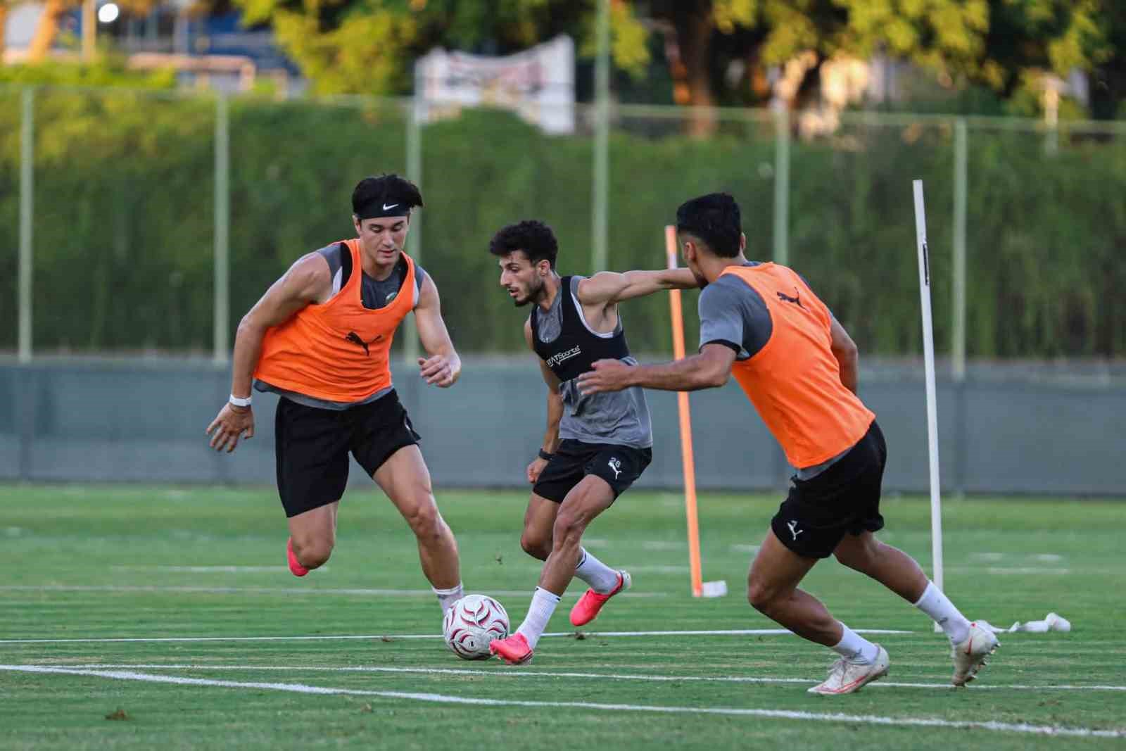 Alanyaspor, Göztepe maçı hazırlıklarına başladı