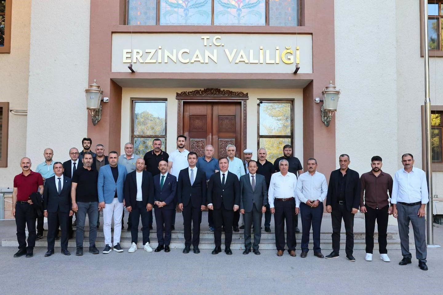 Erzincan’da tulum peyniri üreticileriyle sektör toplantısı yapıldı