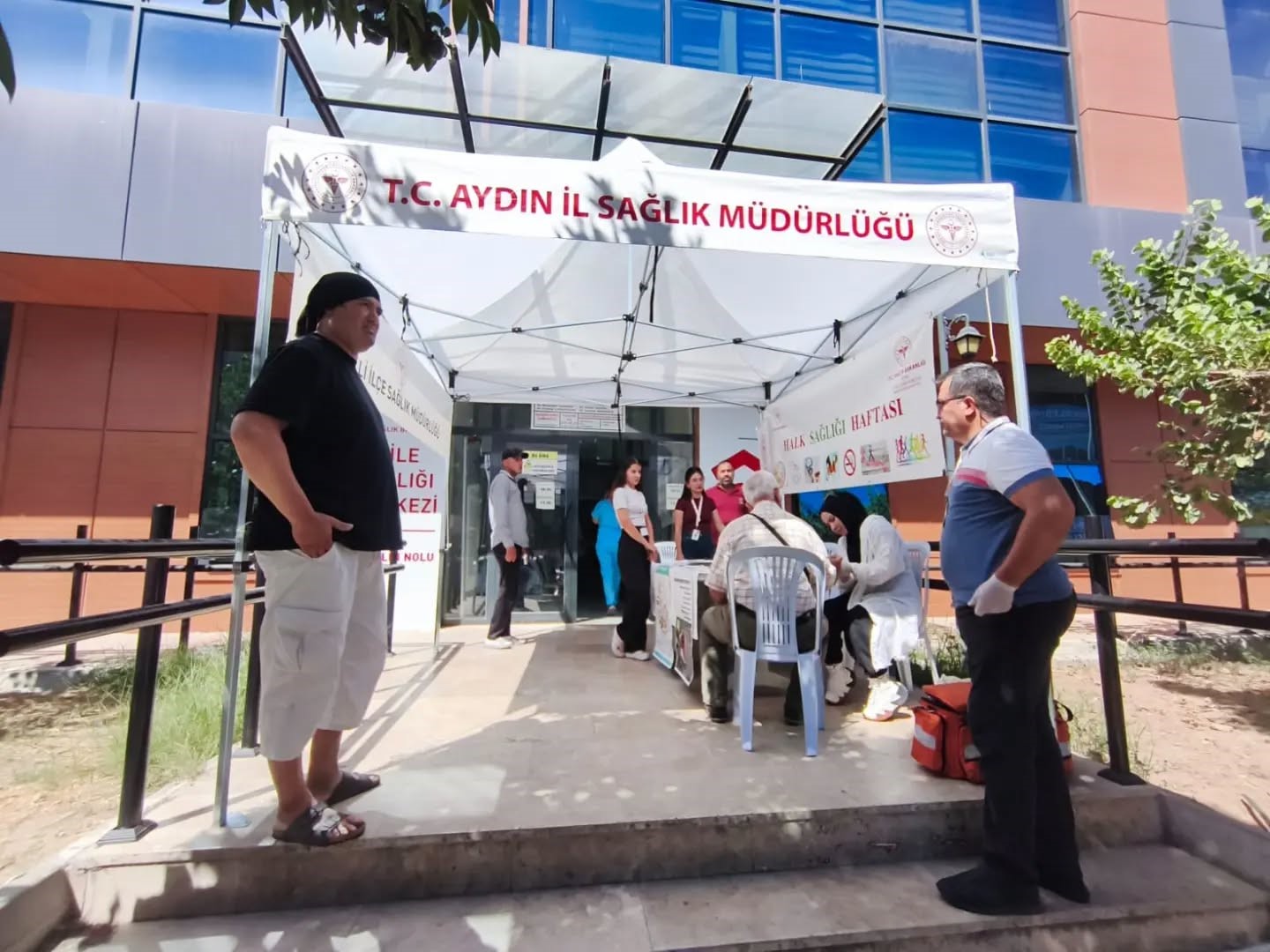 Nazilli’de vatandaşların sağlık karnesi çıkarıldı