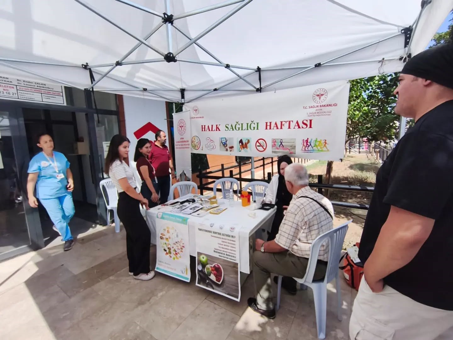 Nazilli’de vatandaşların sağlık karnesi çıkarıldı