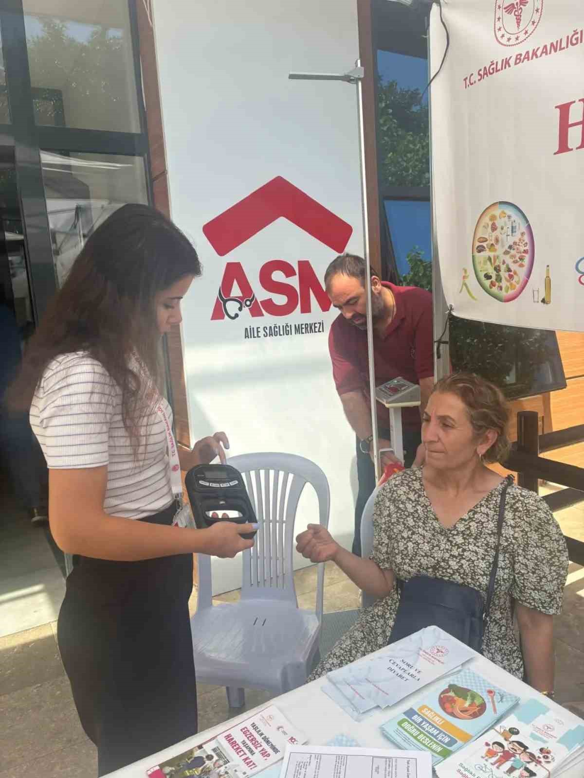 Nazilli’de vatandaşların sağlık karnesi çıkarıldı