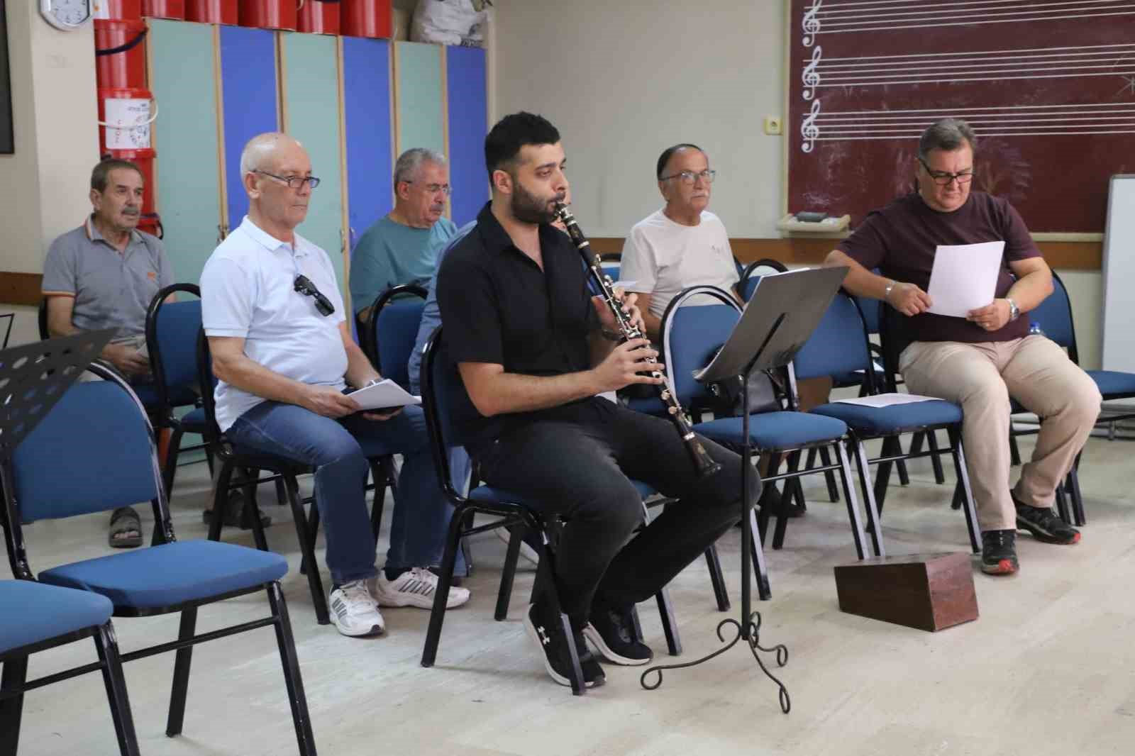 Nazilli’nin 42 yıllık korosu yeni döneme başladı