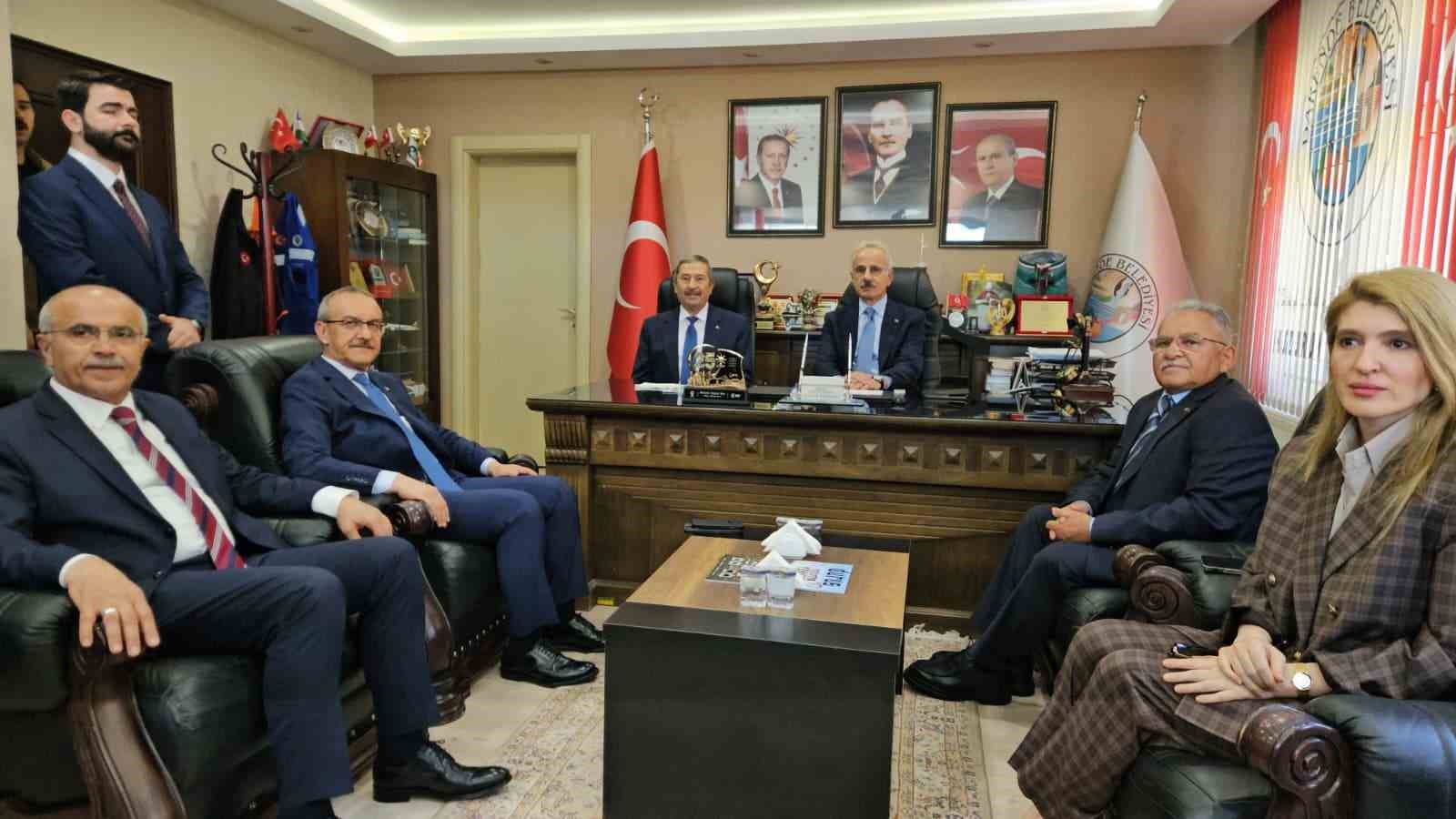 Bakan Uraloğlu Darende’de