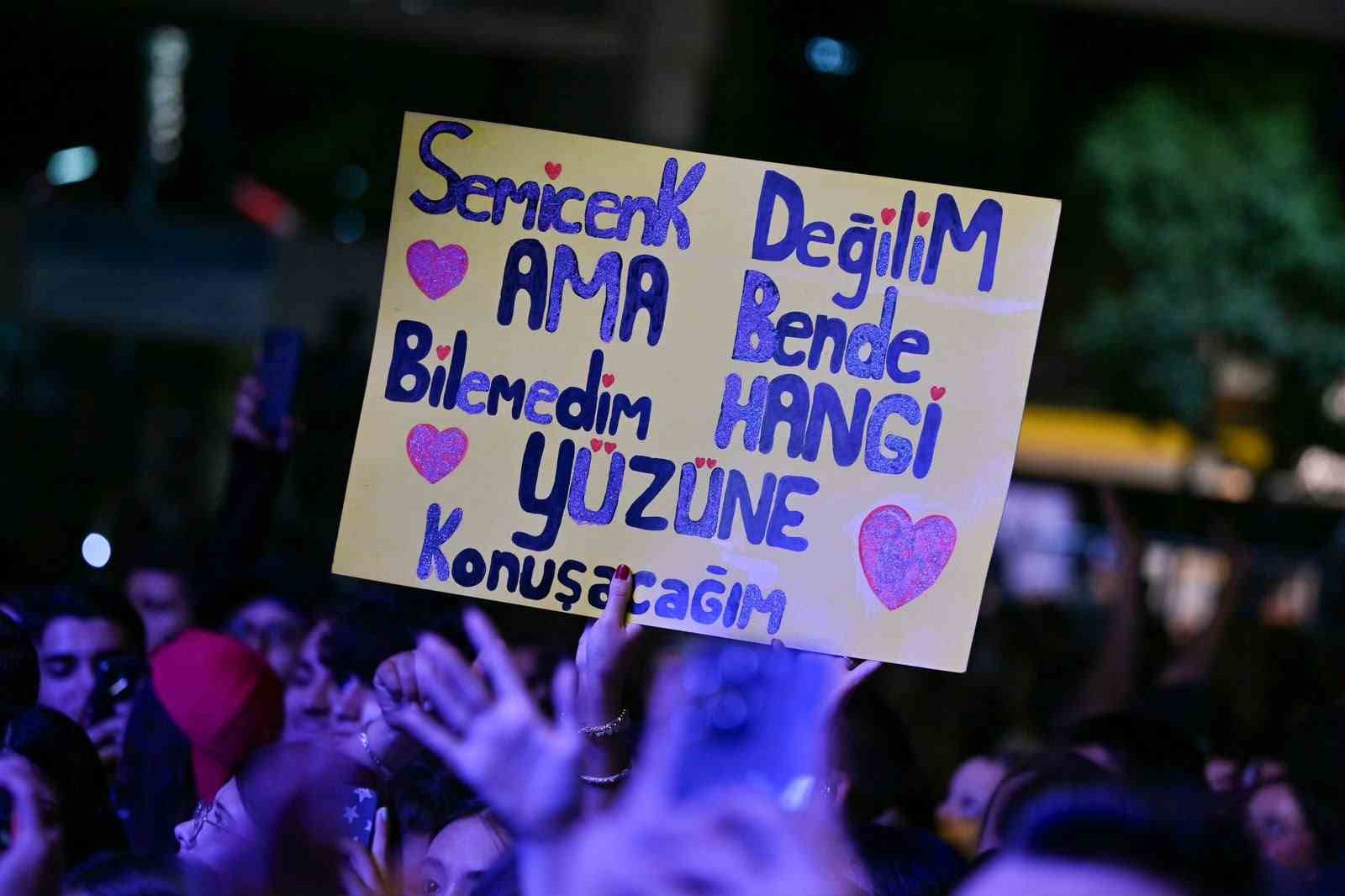 Manisa’nın kurtuluşunun 104. yılı Semicenk konseriyle kutlandı