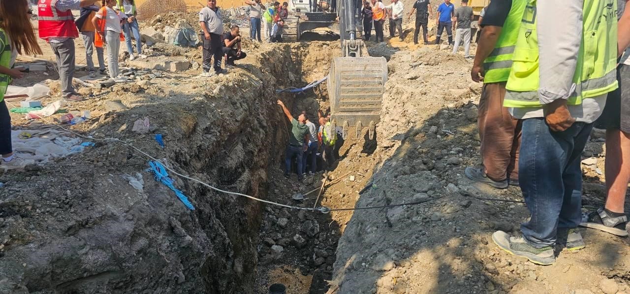 Altyapı çalışmaları esnasında göçük altında kalan 2 işçi yaralandı