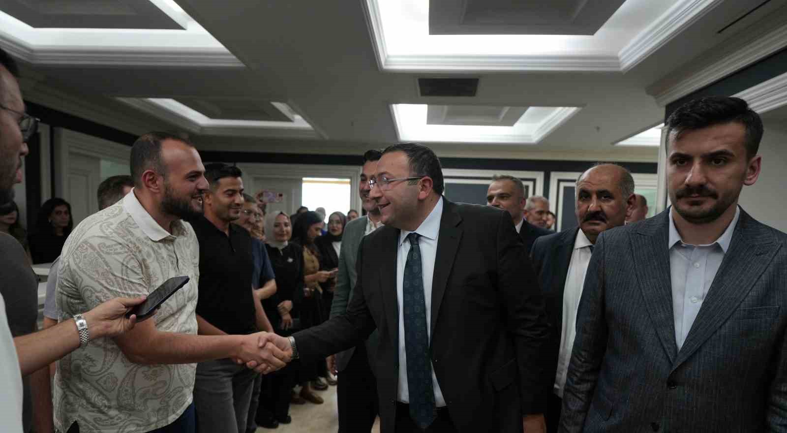 Üsküdar Belediye Başkanvekili Dündar Ziya Gültekin görevine başladı