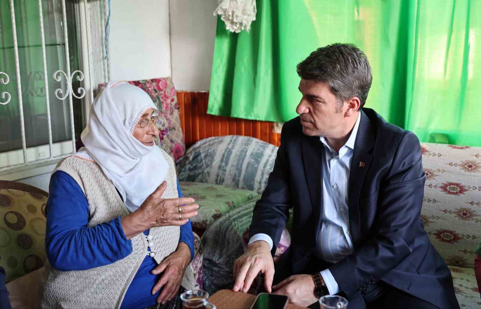 Hayatını üç engelli evladına adadı, devlet yalnız bırakmadı