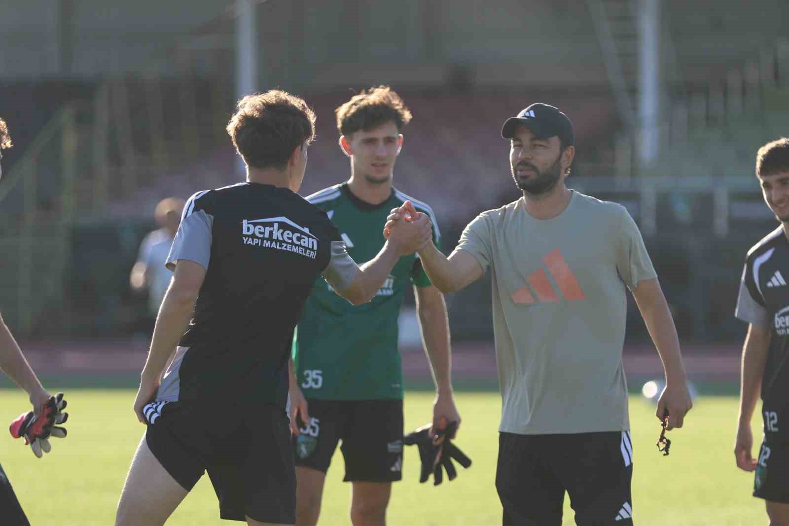 Selçuk İnan: "Galatasaray çok güçlü bir takım"
