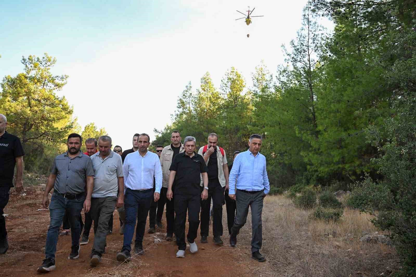 Vali Şahin, Antalya’daki orman yangınlarının son durumunu paylaştı