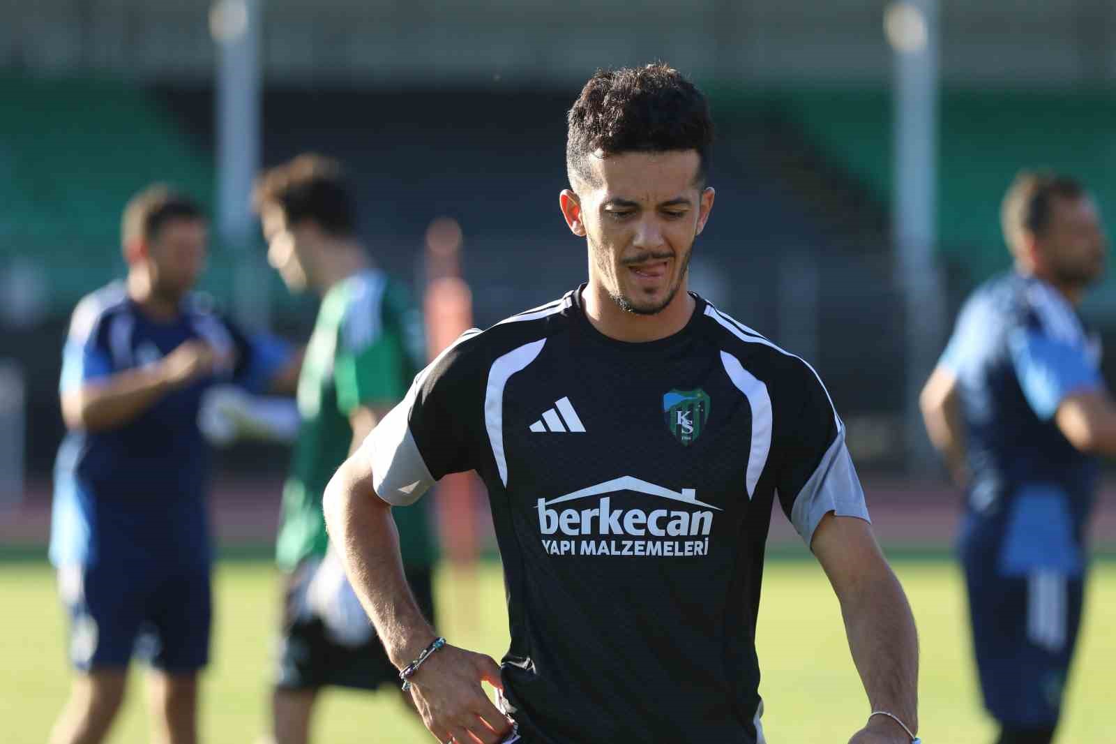 Kocaelispor, Galatasaray deplasmanına hazırlanıyor