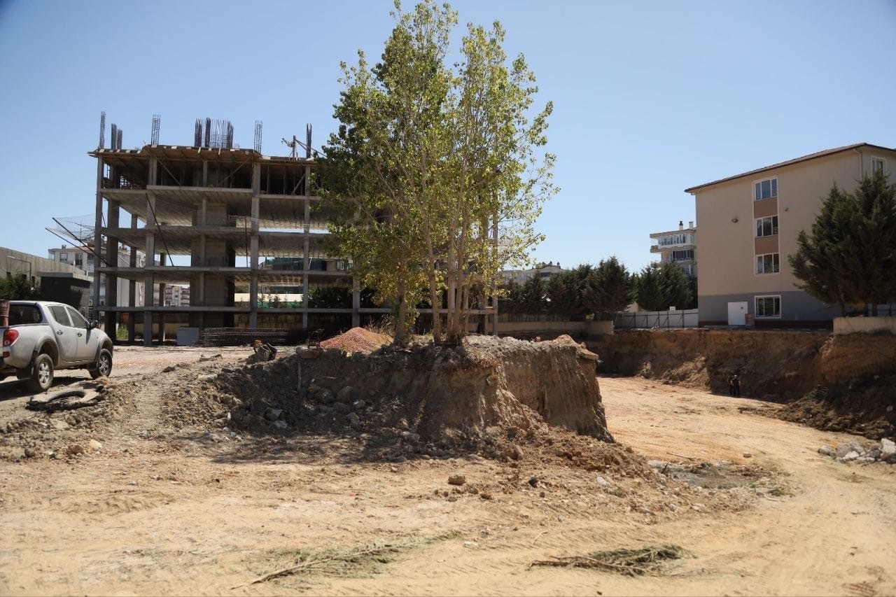 AK Parti Mudanya İlçe Başkanlığından Mütareke İlkokulunda inceleme