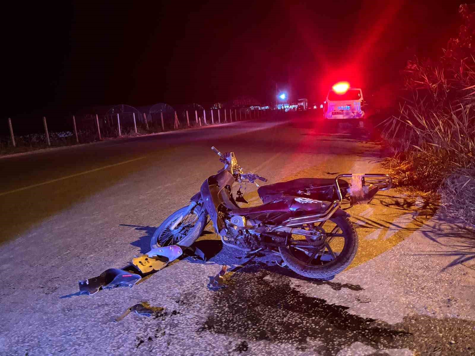 Tavşanlı’da kamyonet ile motosiklet çarpıştı: 2 yaralı